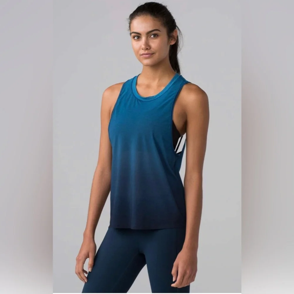NEW Lululemon Chase Me Tank Vertical Ombre Pre wheeze Tank Whirlpool Jaded